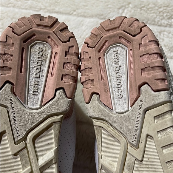 New Balance 550 White and Pink Sneakers - Picture 8 of 11